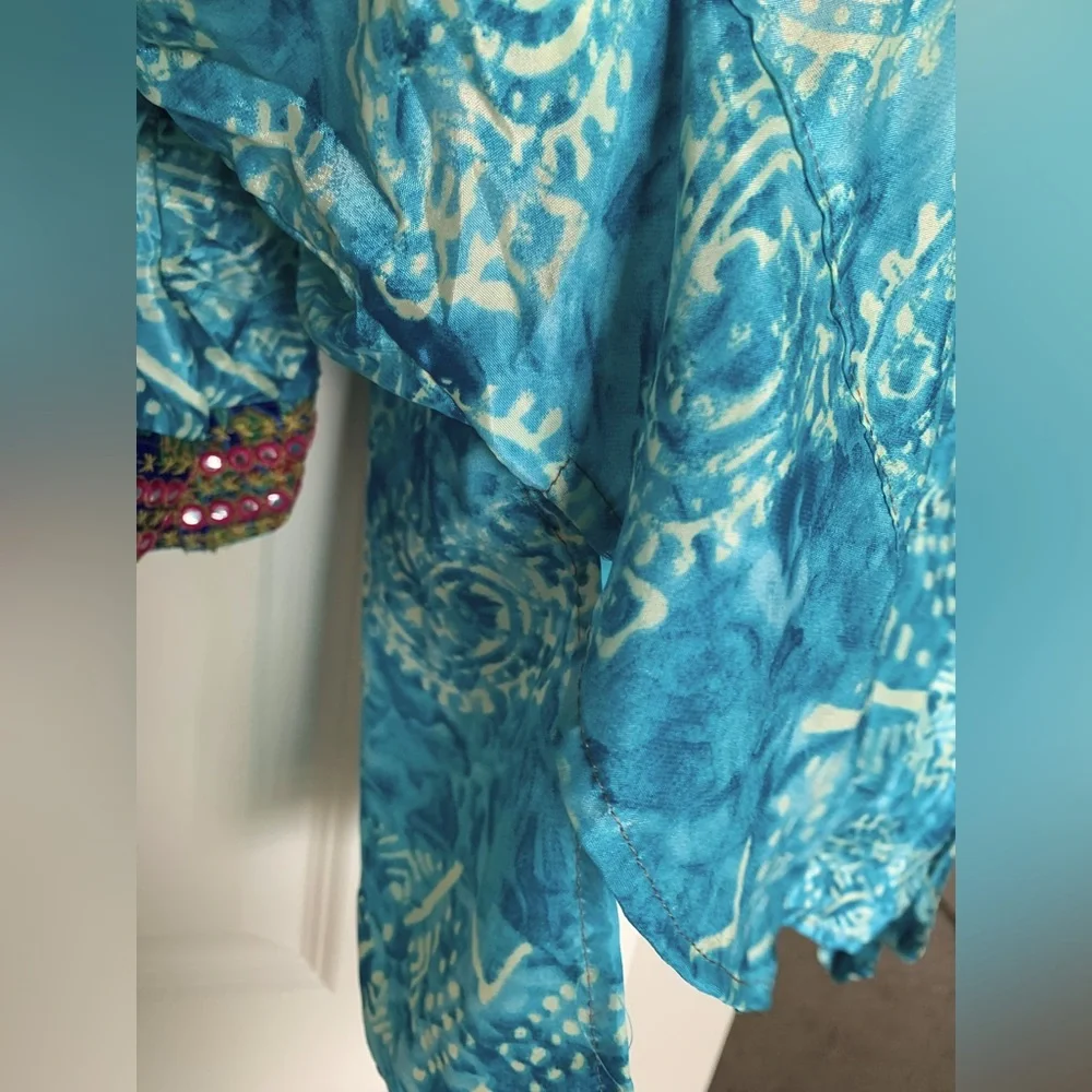 White Waves Silk Blend Kimono Cardigan - One Size NWOT🌴